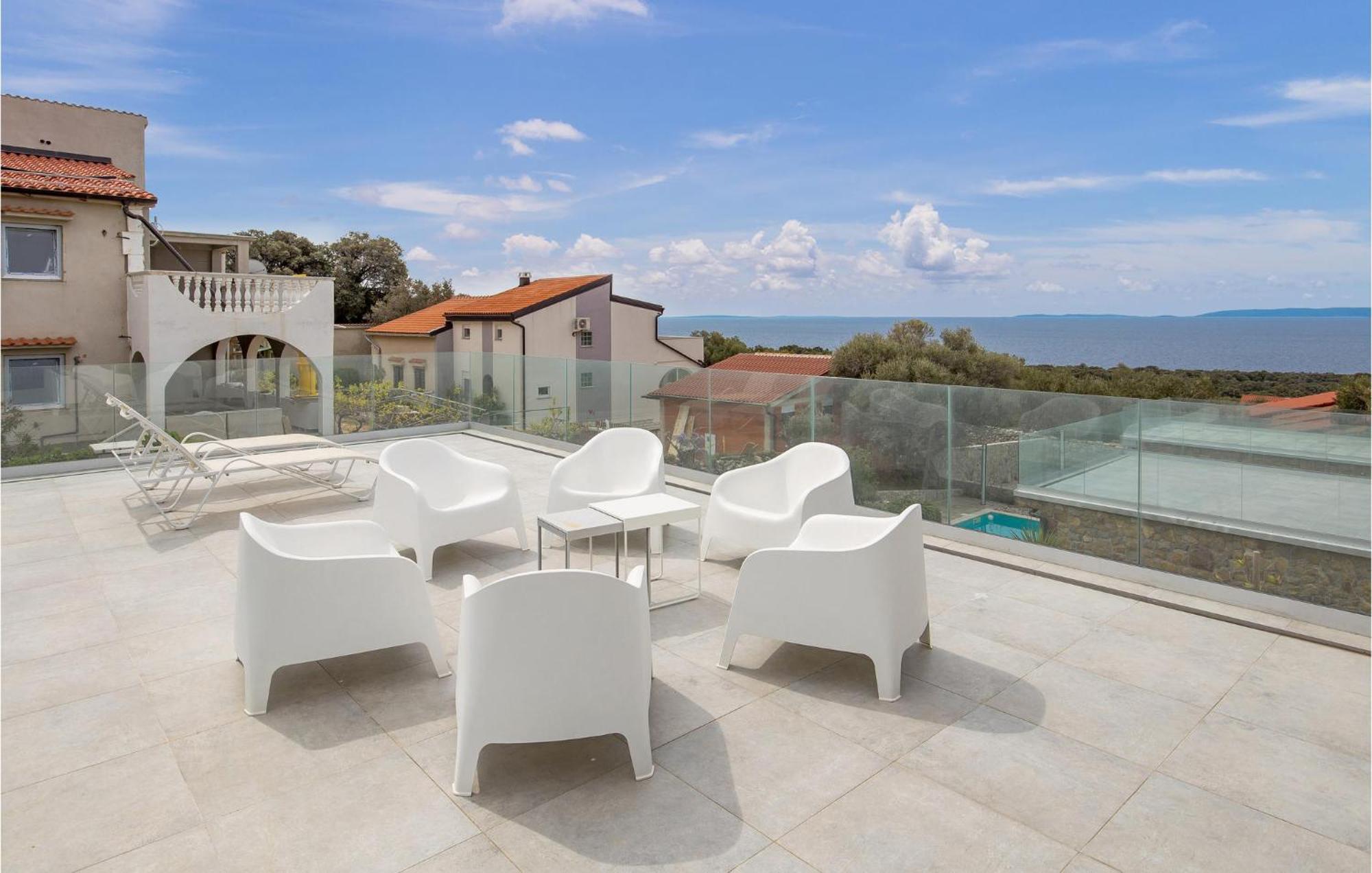 4 Bedroom Gorgeous Home In Lun Lun  Exterior photo